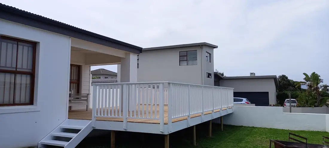 White balustrade deck