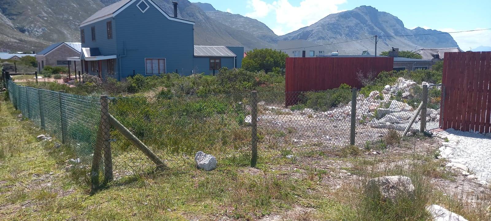 Chain-link & panel fencing