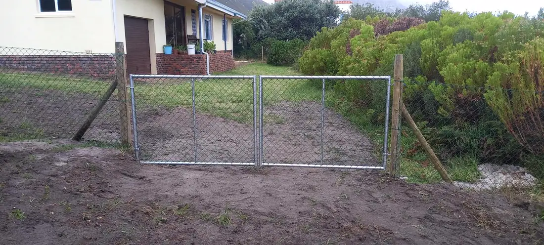 Chain-link double gate