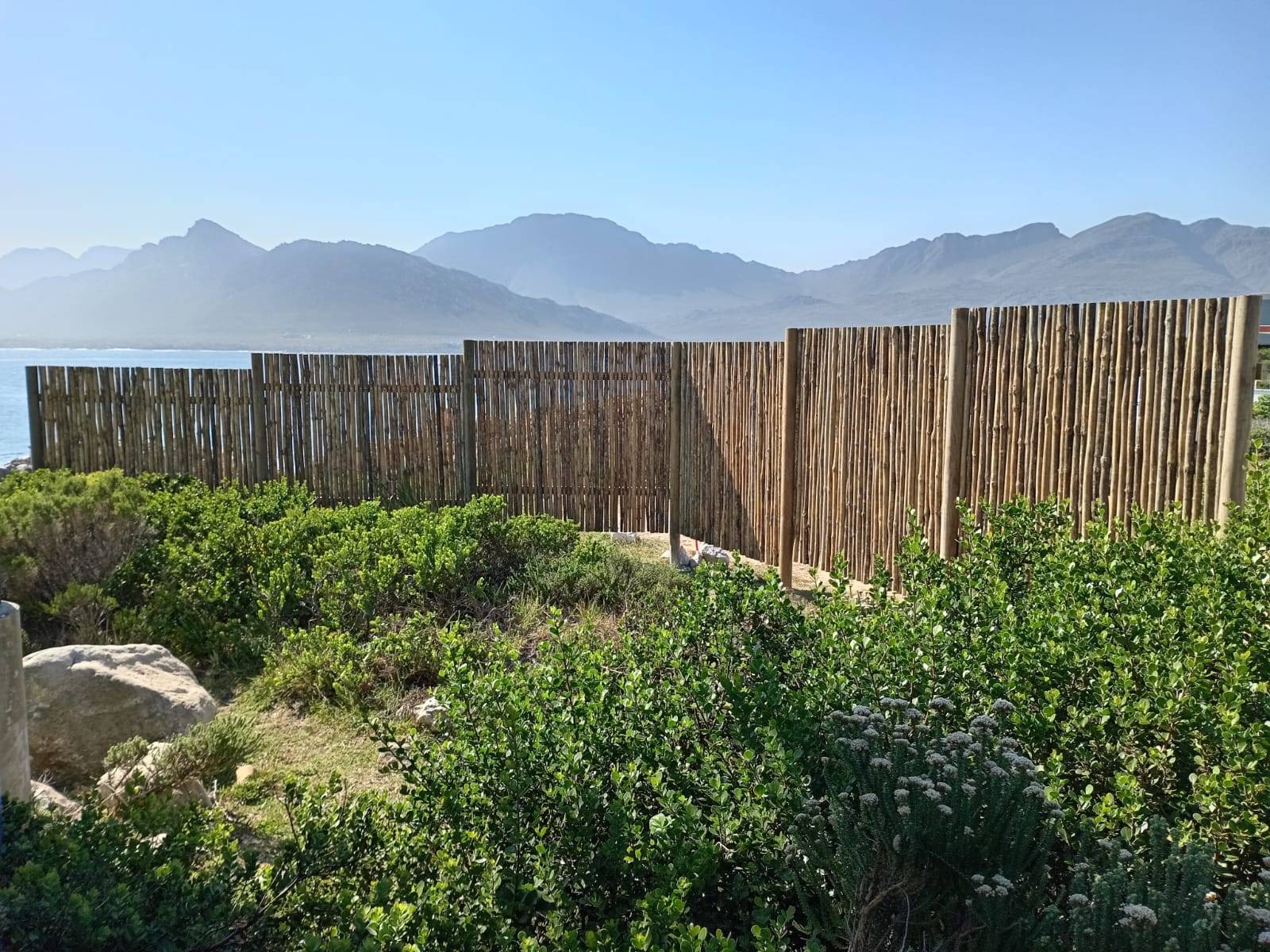 Dropper fence, ocean view