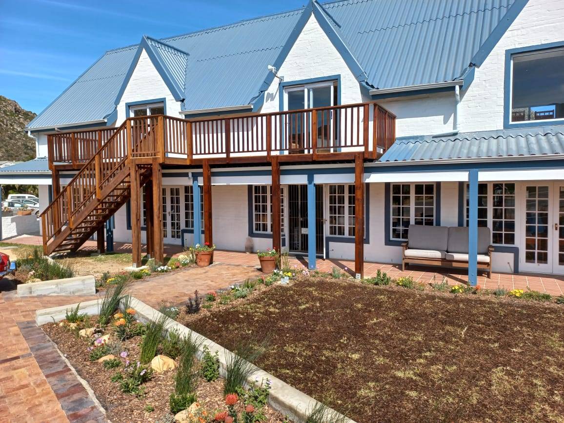 Grand exterior staircase